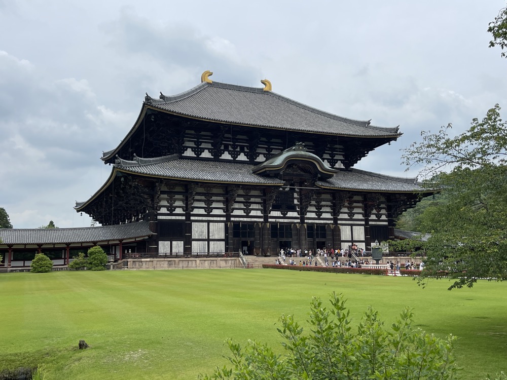 奈良公園モデルコース　東大寺大仏殿